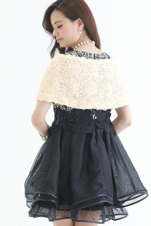 ベージュ（後ろ）