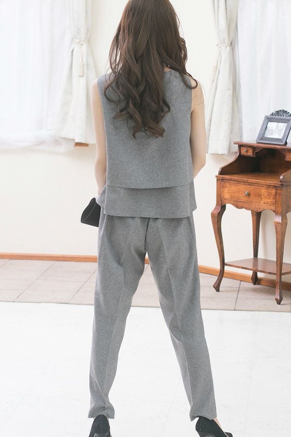 ライトグレー（後ろ）