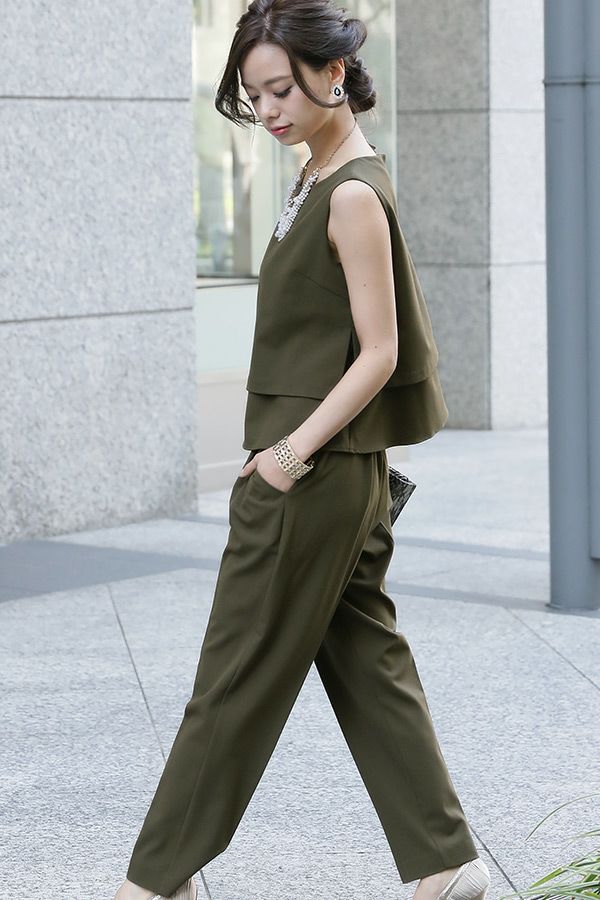 イメージ（カーキ）