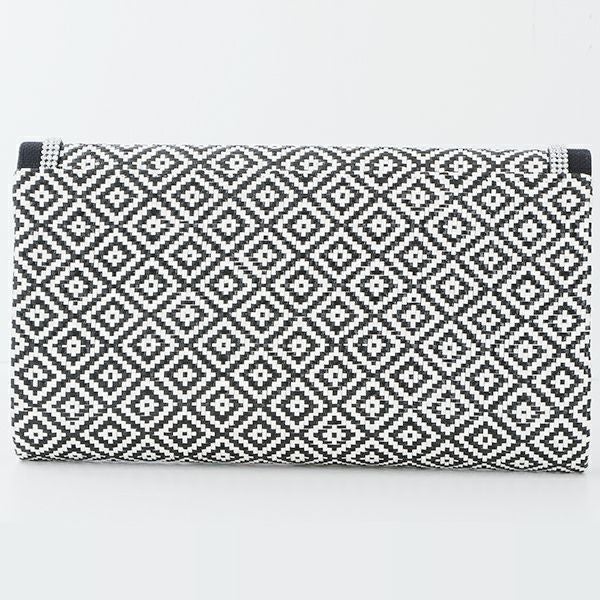 ブラック（後ろ）