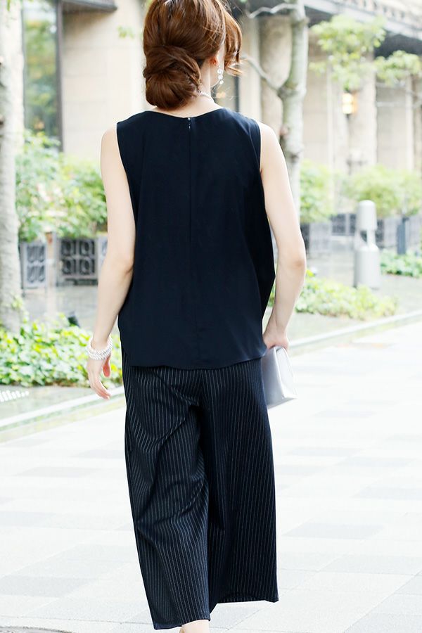 ネイビー（後ろ）