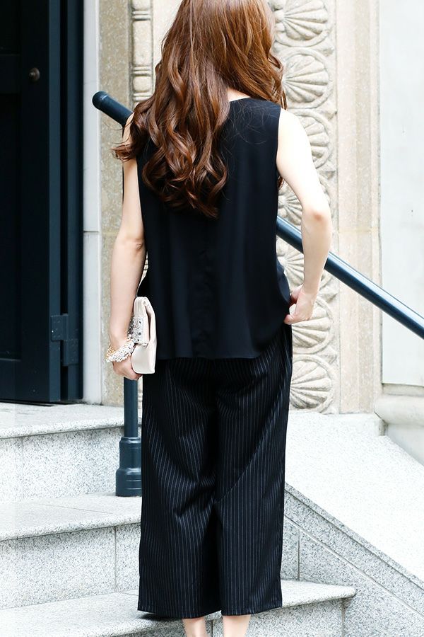 ブラック（後ろ）