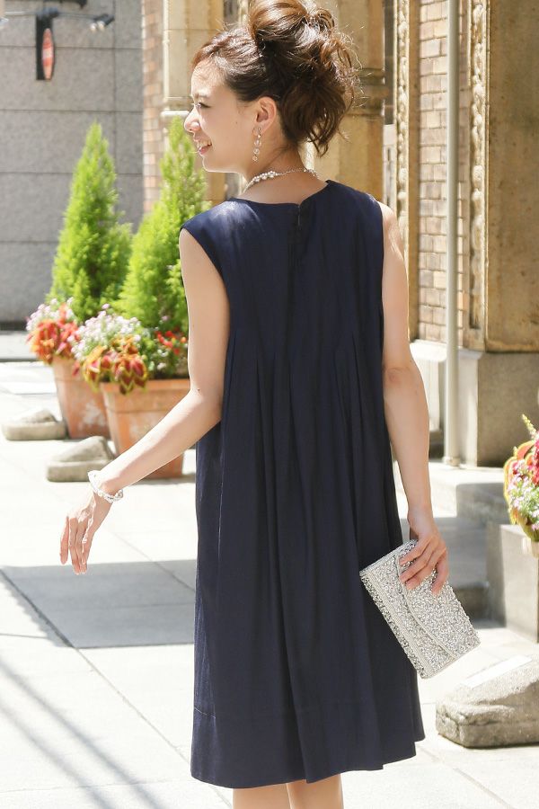 グロスネイビー（後ろ）