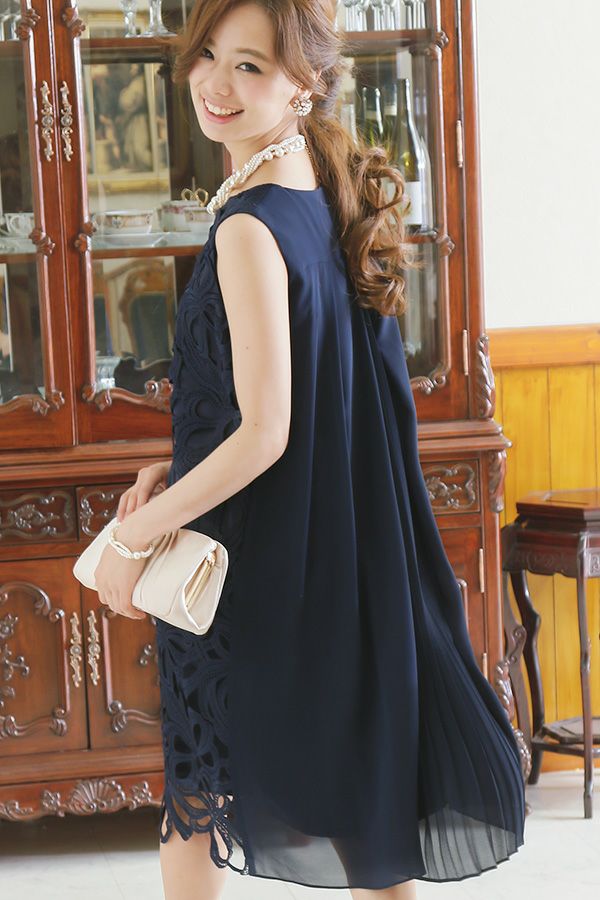 ネイビー（後ろ）