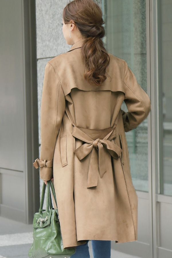 キャメル（後ろ）