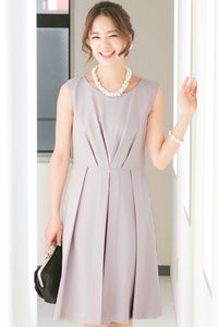 バックリボンフレアドレス