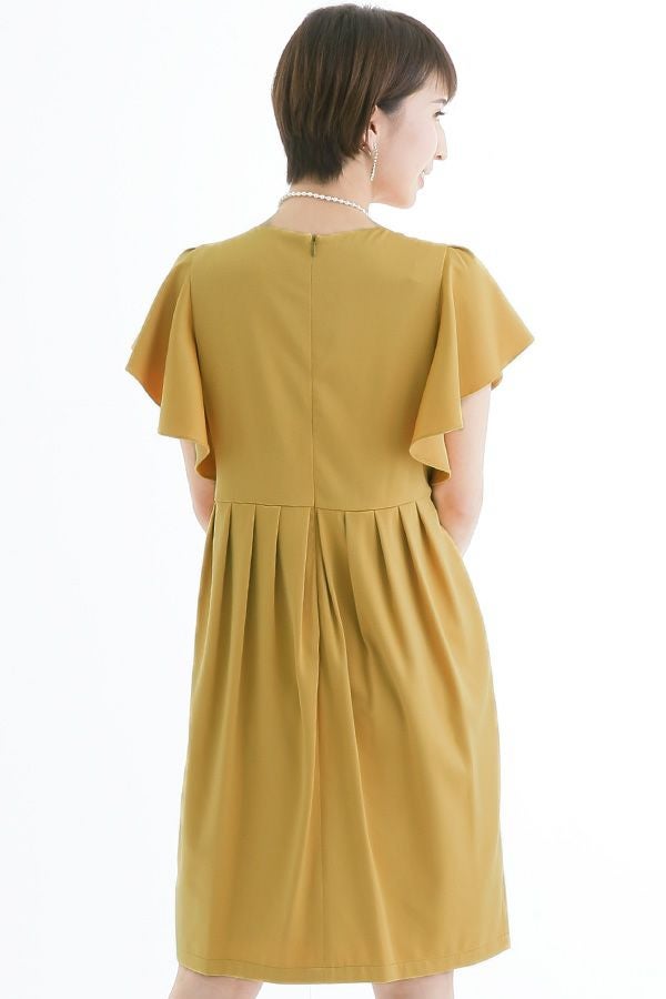 マスタード（後ろ）