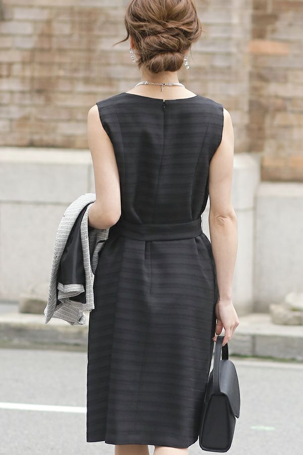 ブラックホワイト（後ろ）	