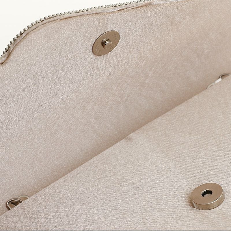 マグネットボタン