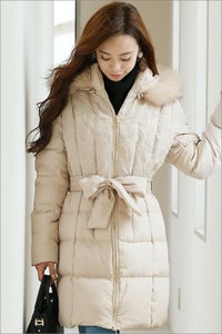 エンブロイダリーダウンコート