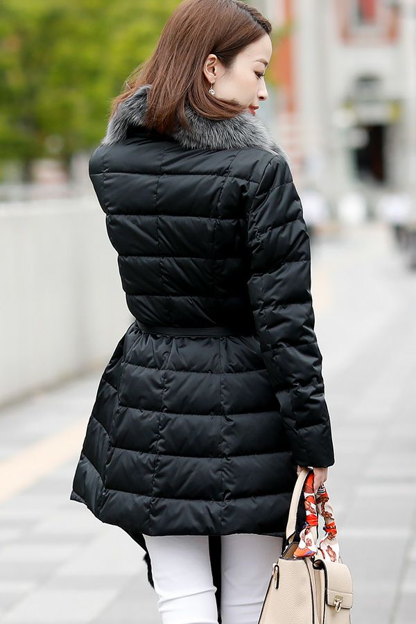 ブラック（後ろ）