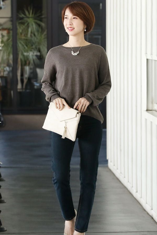 ダークネイビー