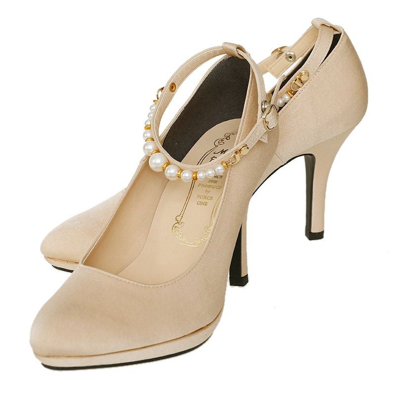 パールストラップパンプス