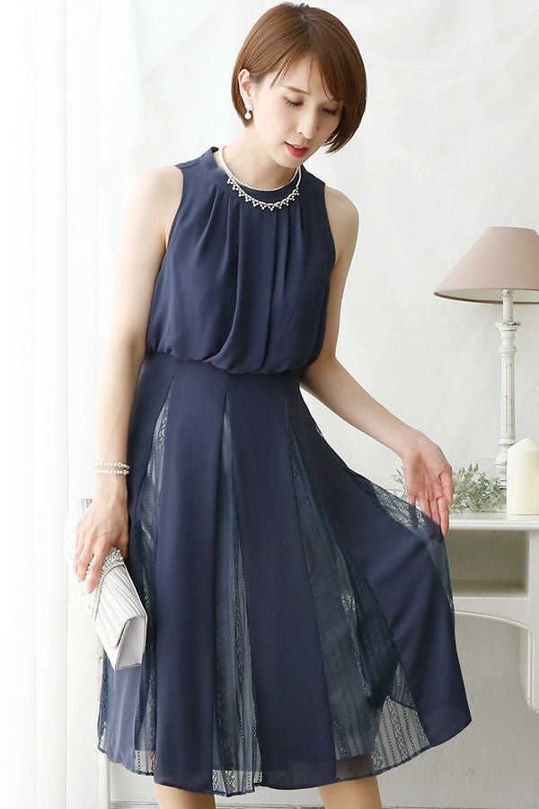 ダスティブルー（前）