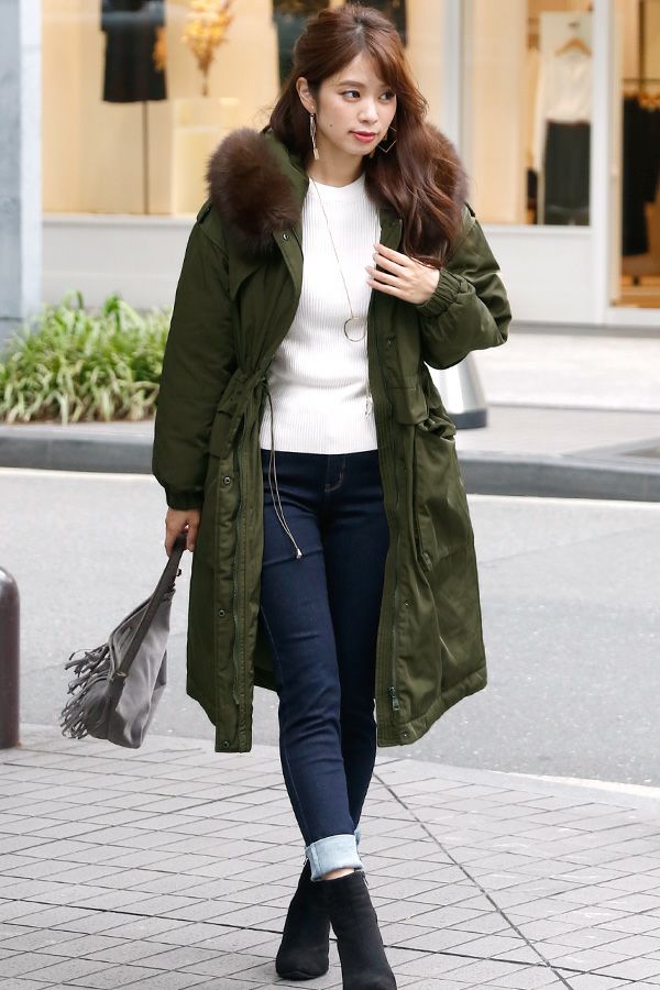 イメージ（カーキ）