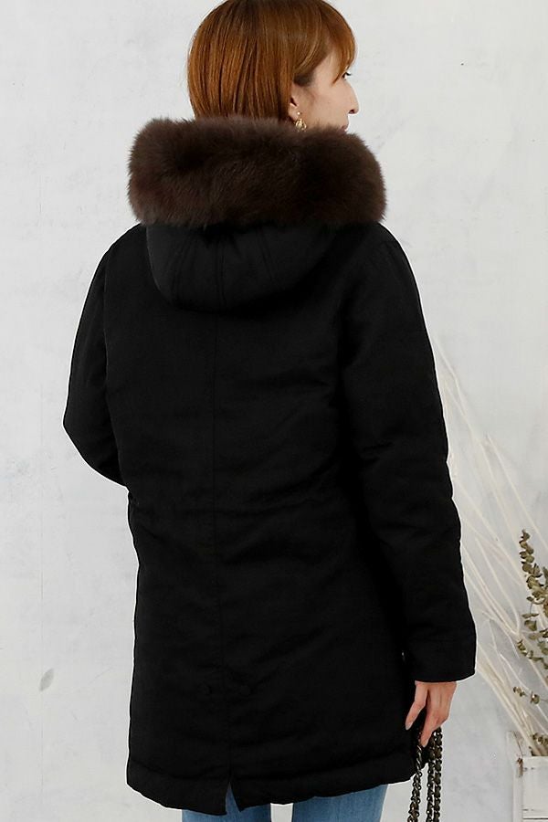 ブラック（後ろ）