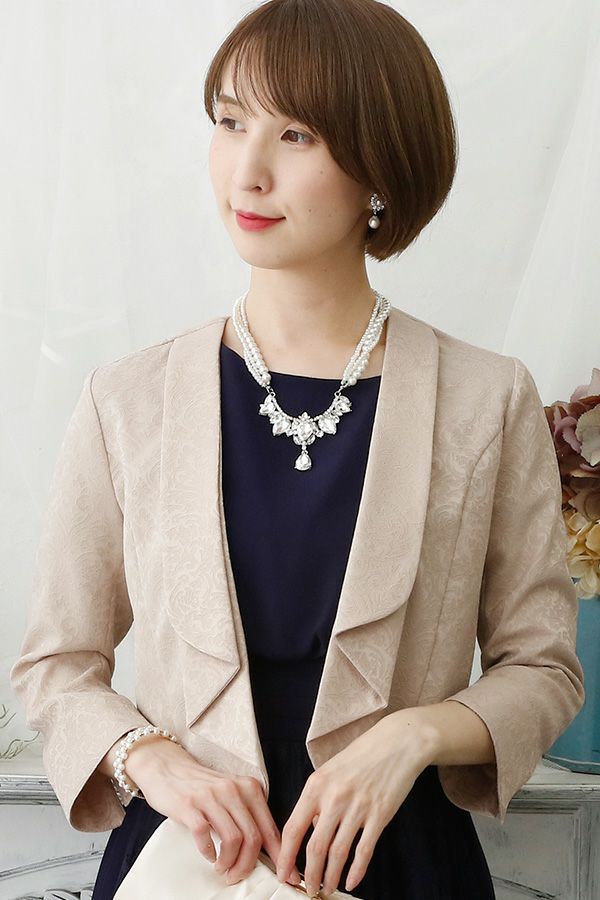 ベージュ（前）