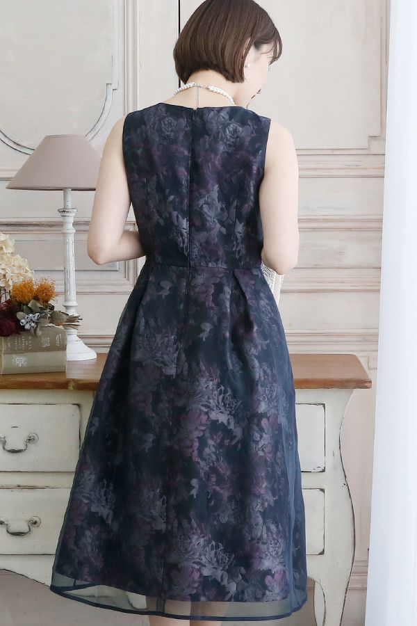 ネイビー（後ろ）