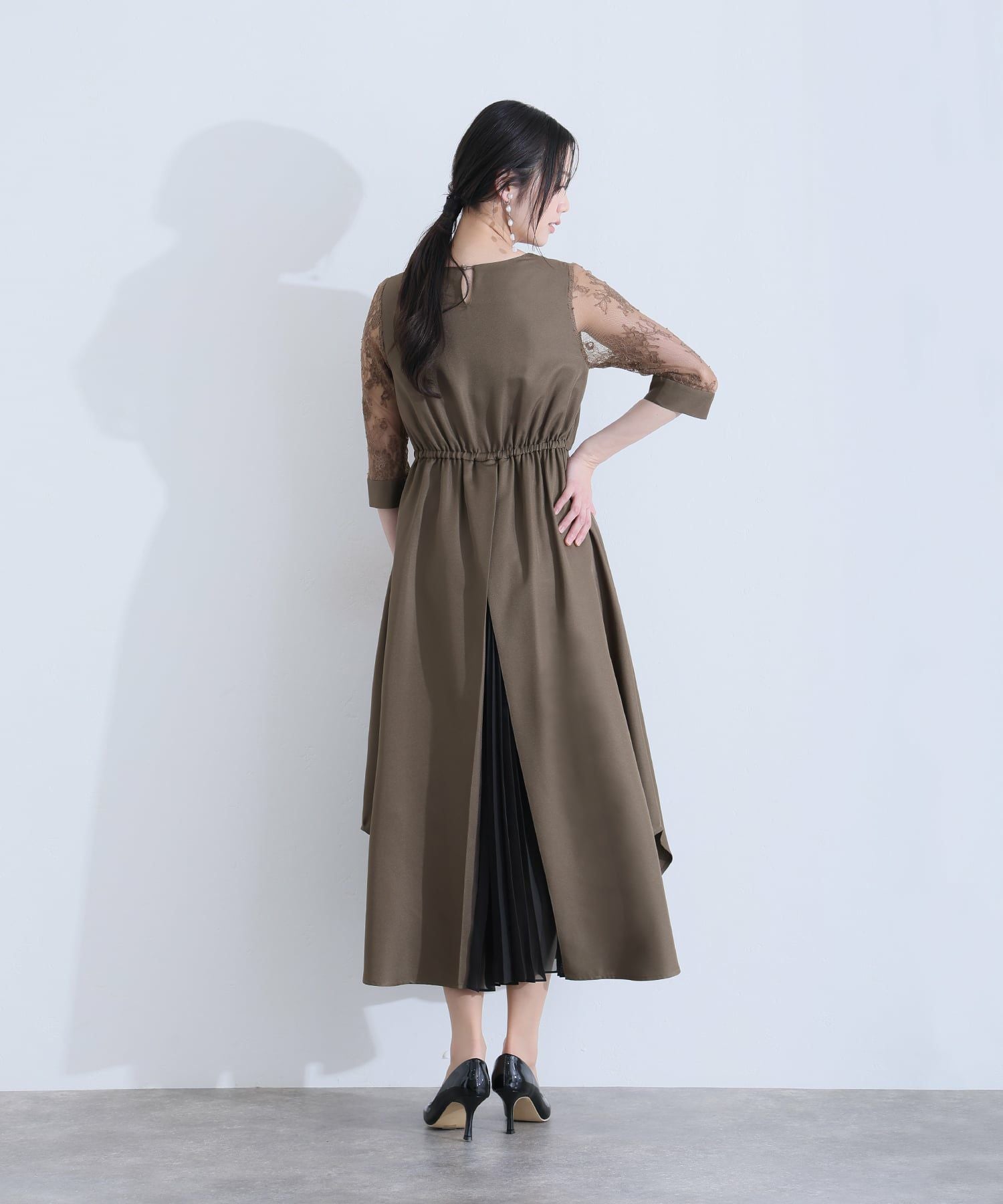 バックプリーツ&レースリボンドレス|PourVous バックプリーツ&レースリボンドレス|PourVous