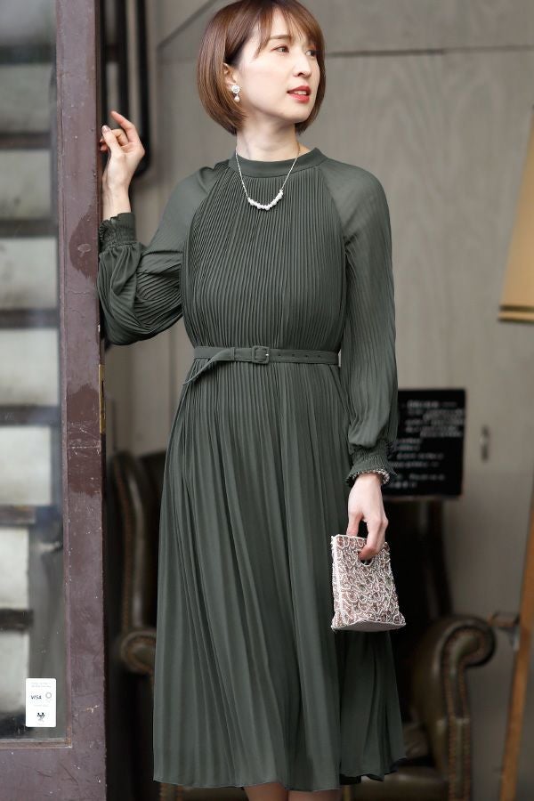 アーミーカーキ（前）