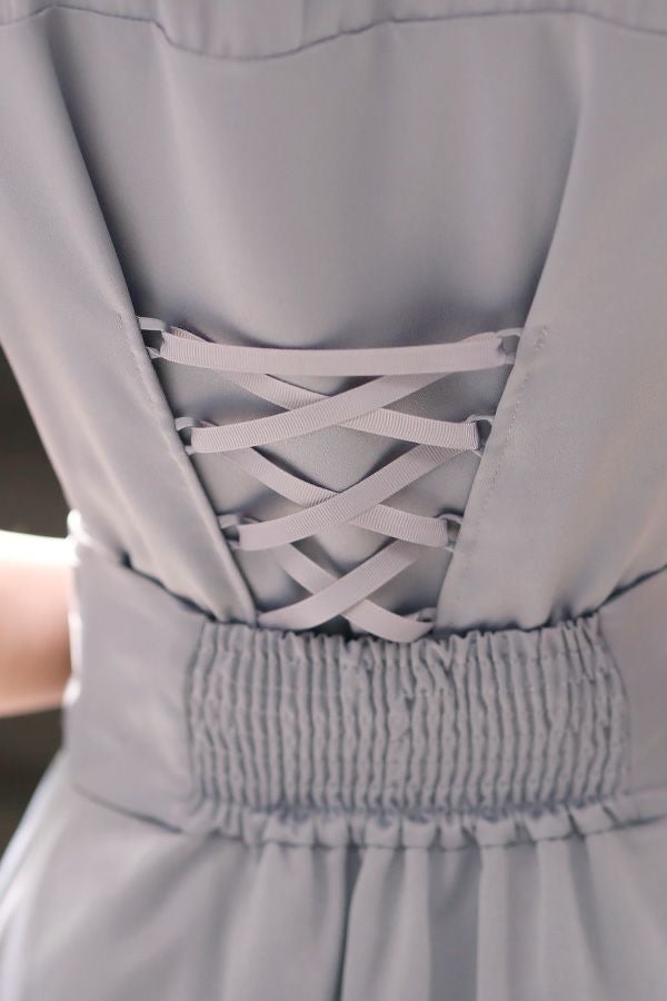 背面（スピンドル）