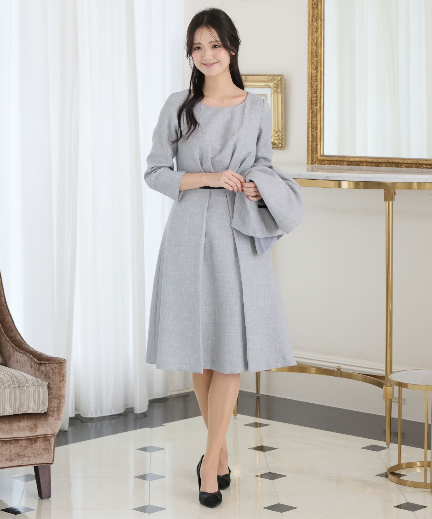 美品 フォクシー　清楚　ストレッチ　ワンピース　セットアップスーツ　グレー　３８ クラシカルワンピーススーツセット(2点セット)