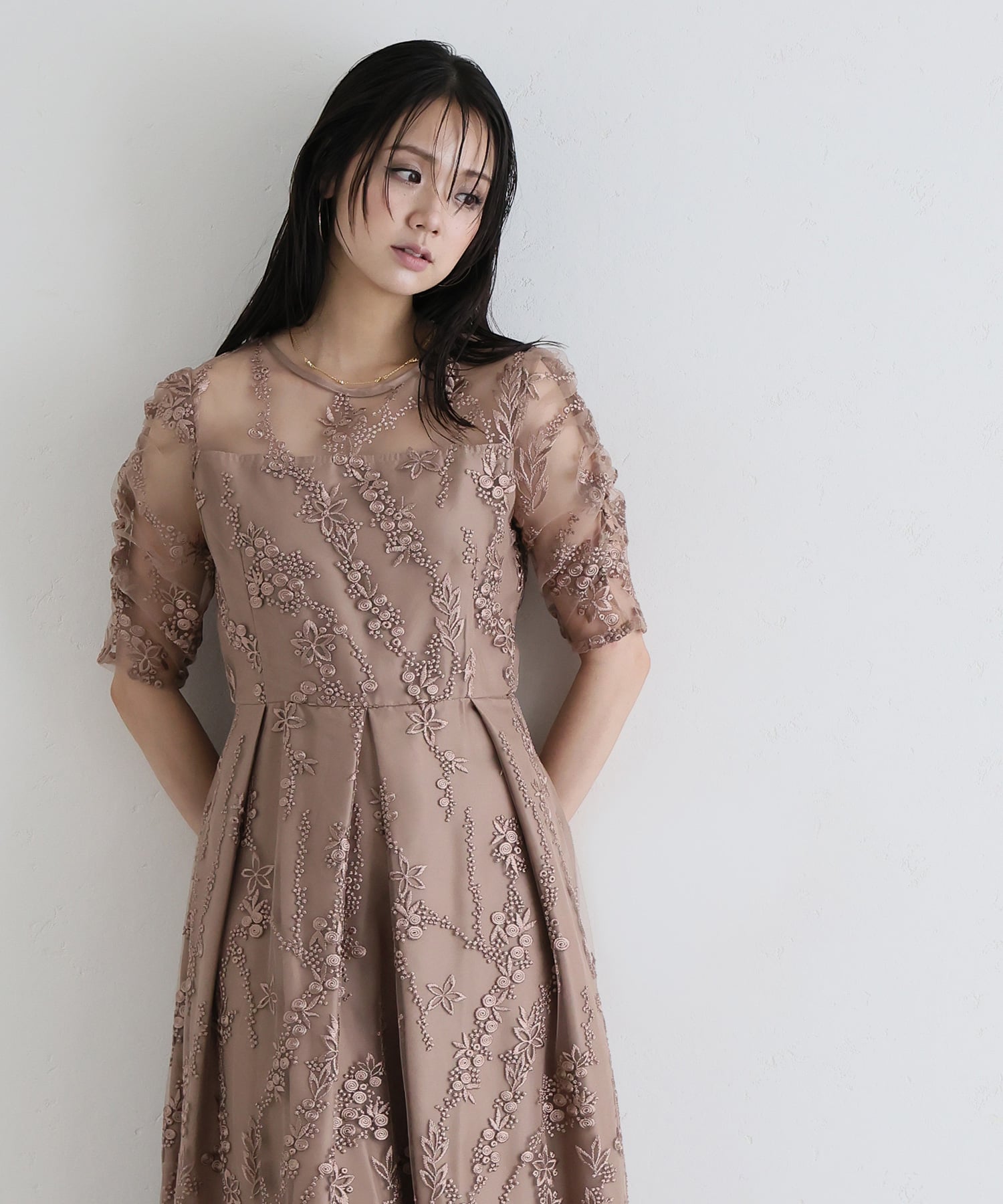 フラワーレースバックリボンドレス｜PourVous