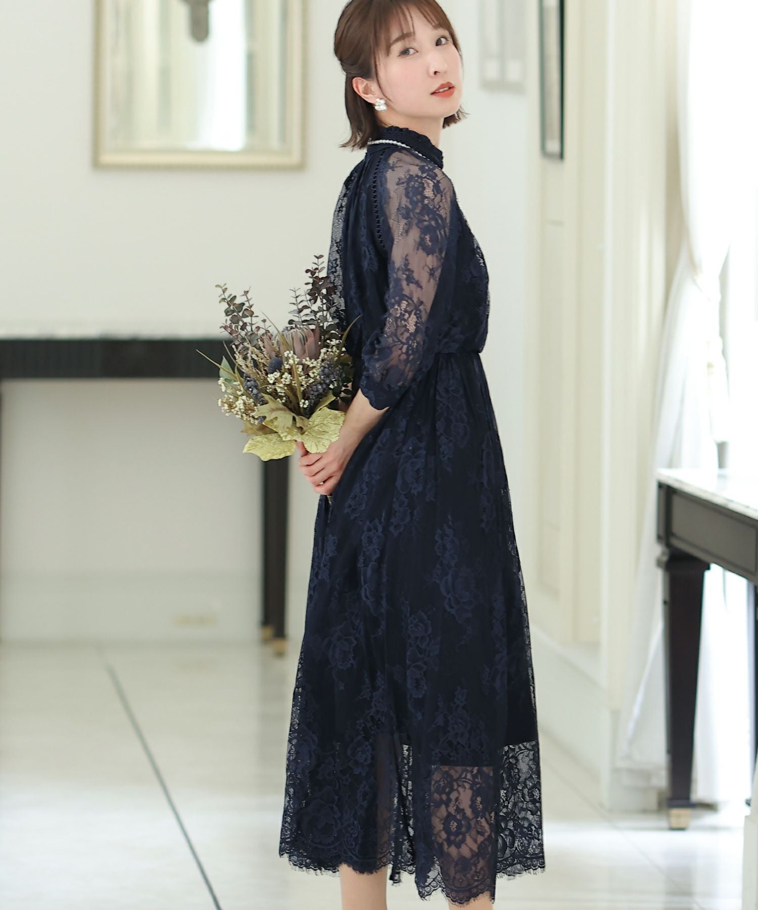 自由区 Class Lounge【美品】総レースワンピース グレー　サイズ38 Lace Ladies（レースレディース） ハイネック パーティードレス 総