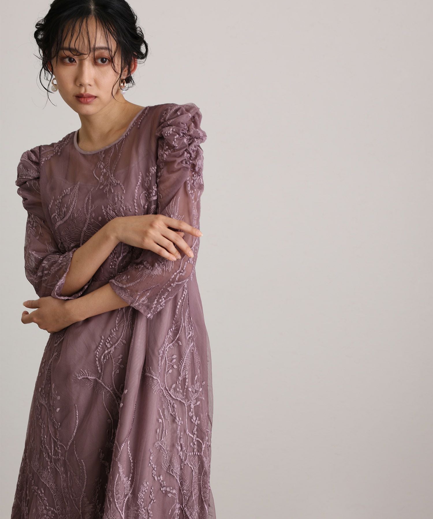 刺繍チュールシアーワンピース｜PourVous
