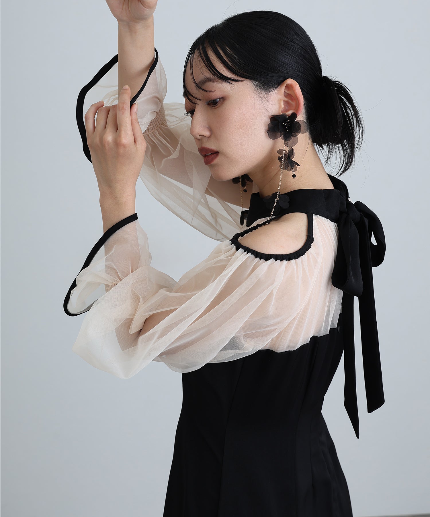 カットアウトマーメイドドレス｜PourVous