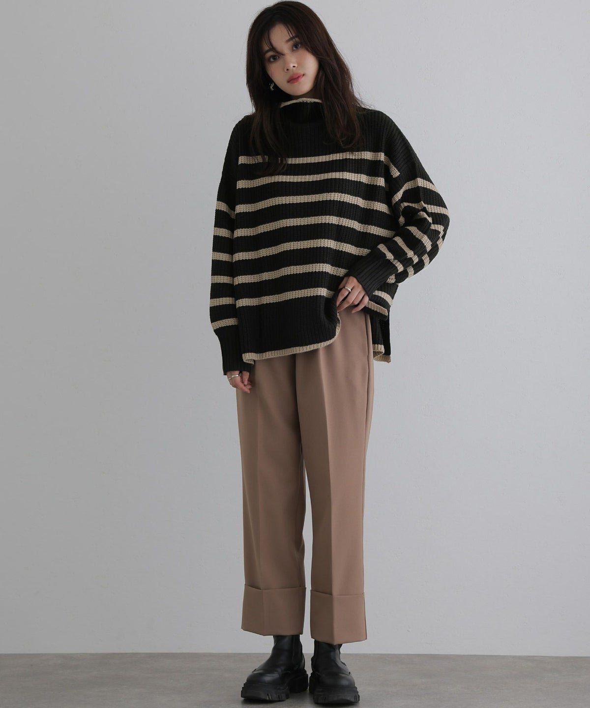 ハイネックボーダーニット