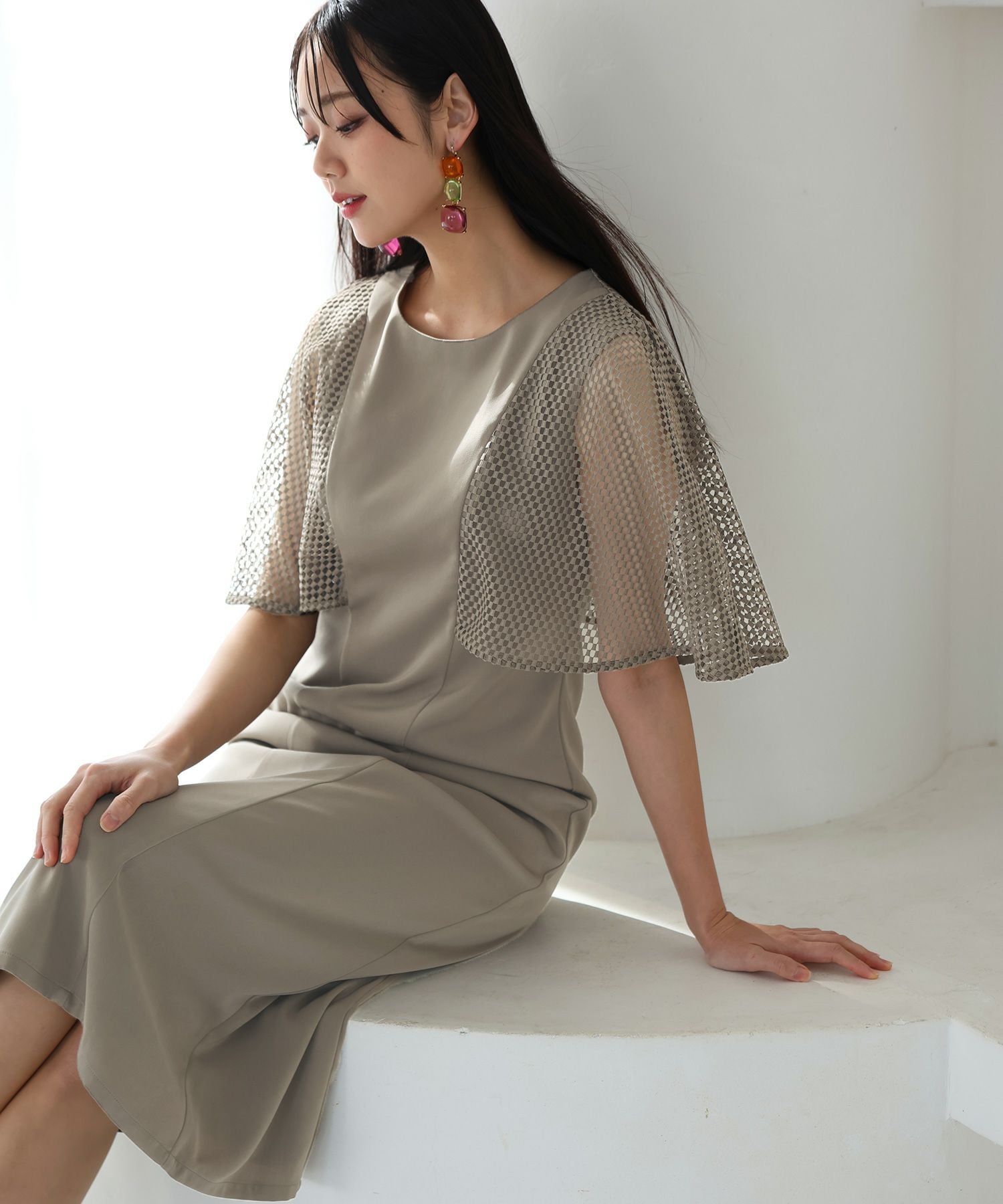 ケープスリーブタイトラインワンピースPourVous