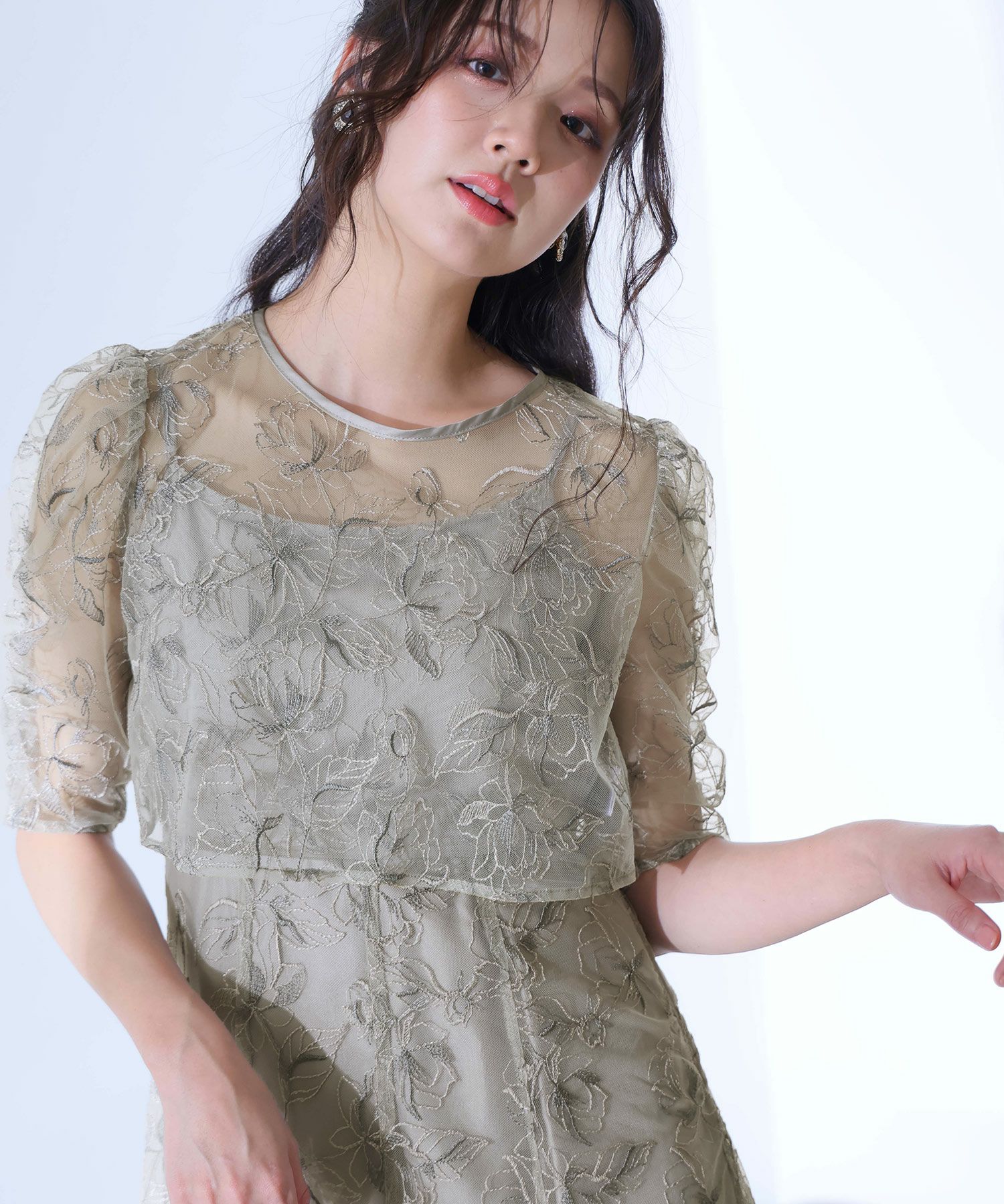 トップス付き花柄刺繍ドレス | PourVous（プールヴー）パーティー