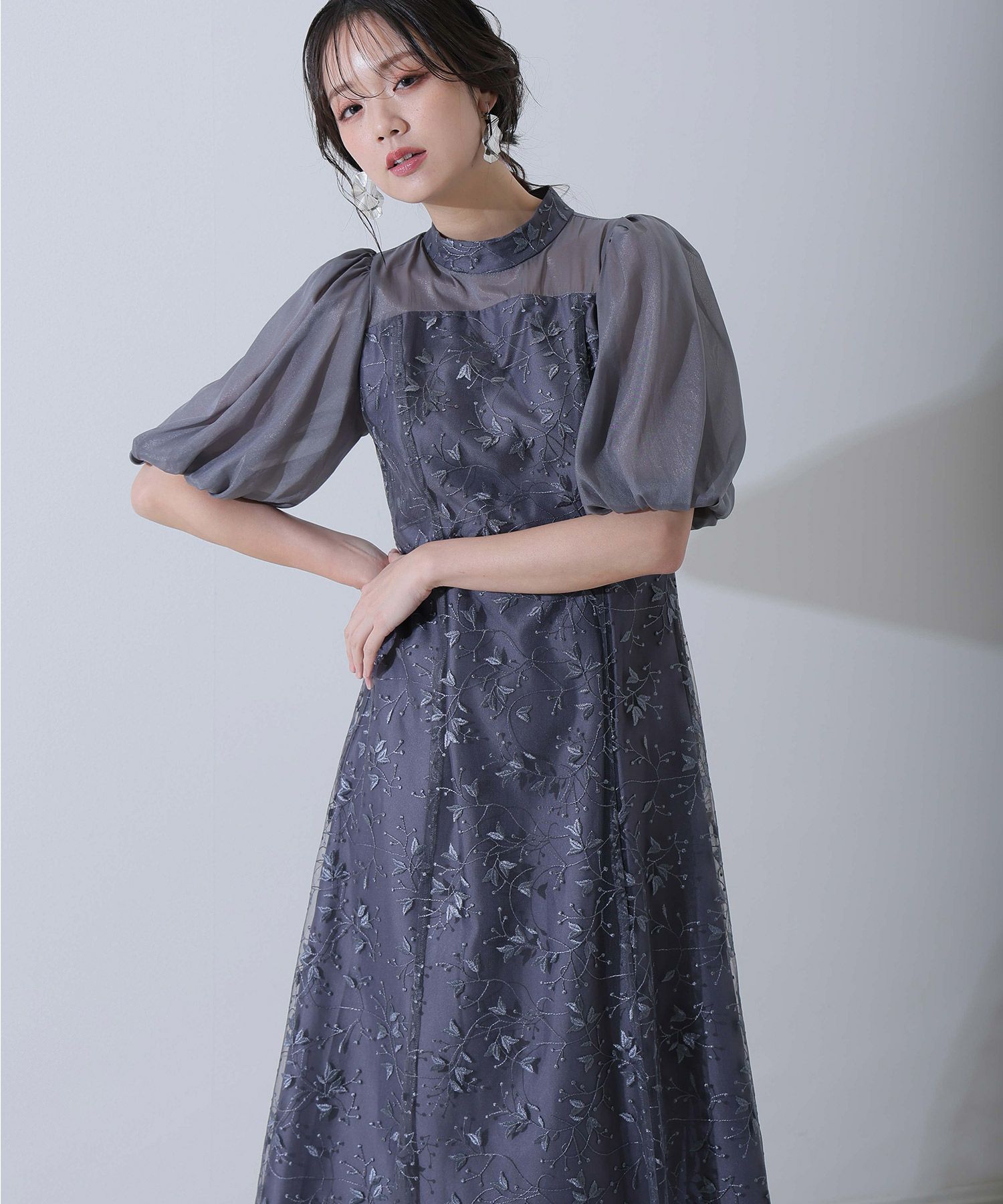 刺繍レースパフスリーブドレス | PourVous（プールヴー）パーティー