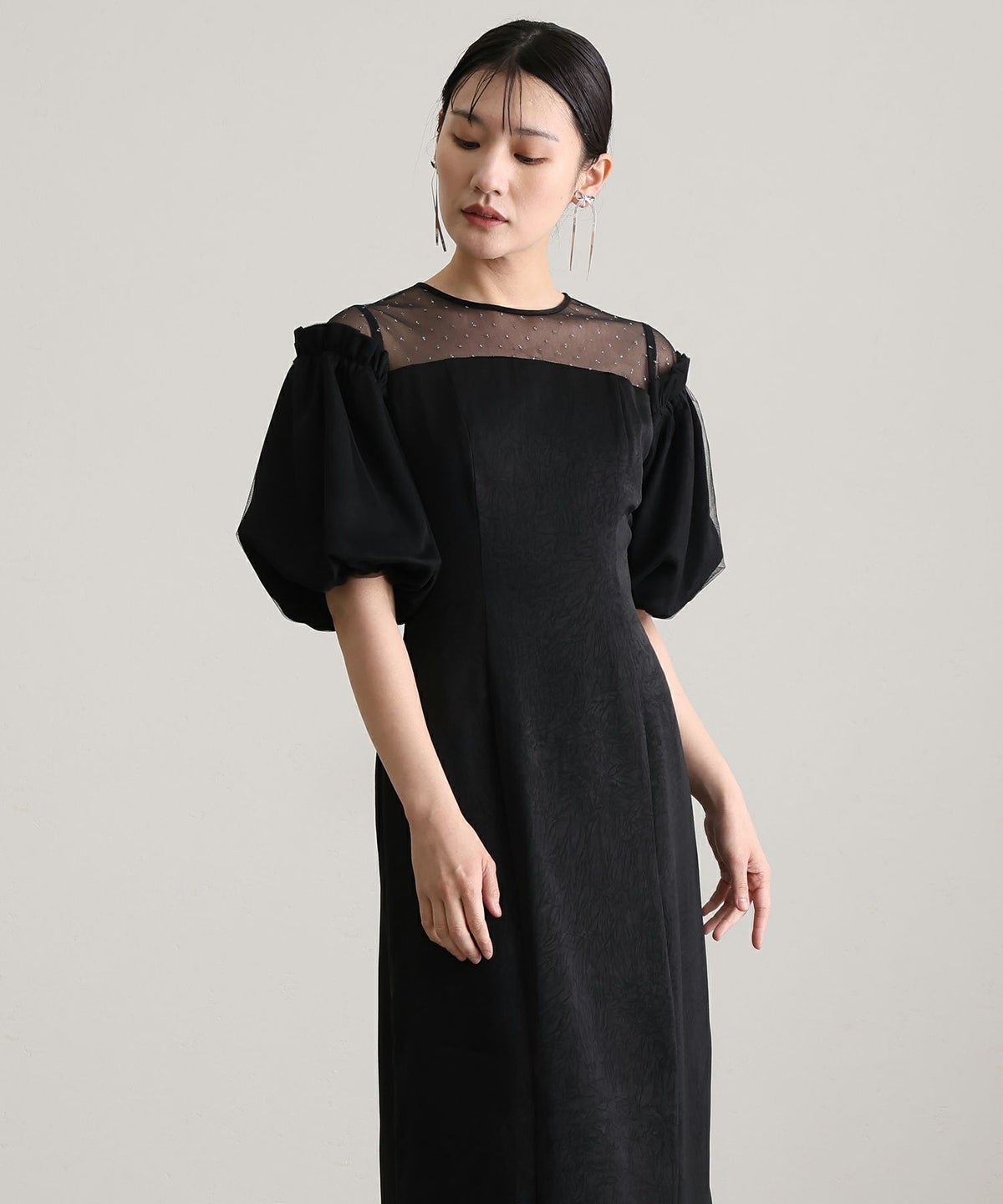 ヴィンテージ風サテンIラインドレス