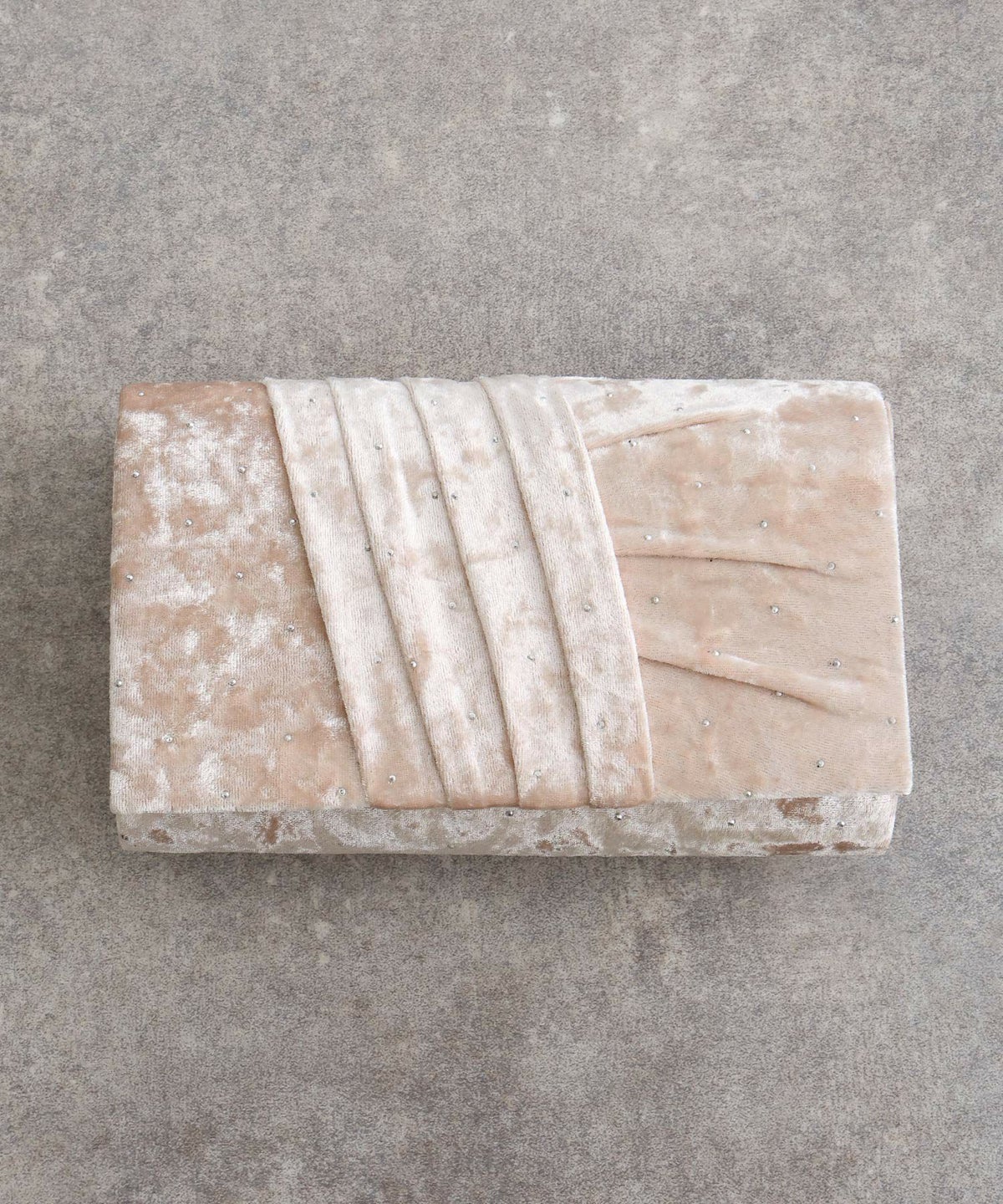 ラインストーン付きベロアクラッチバッグ