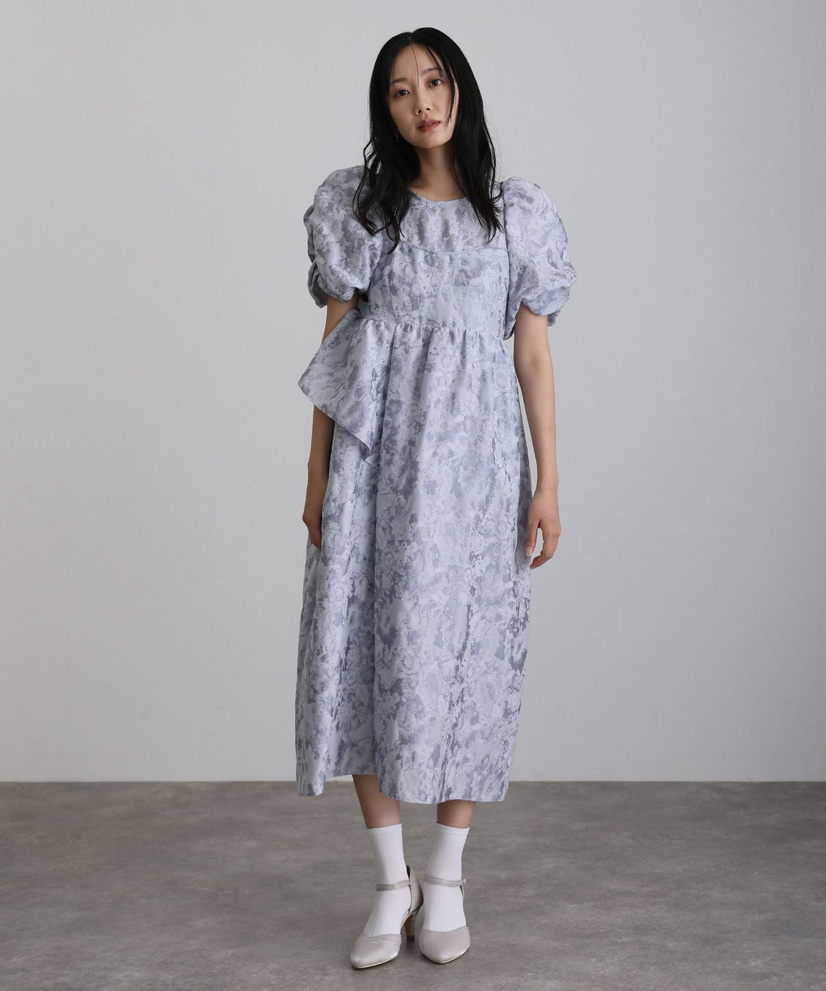 バブルスリーブジャガードドレス