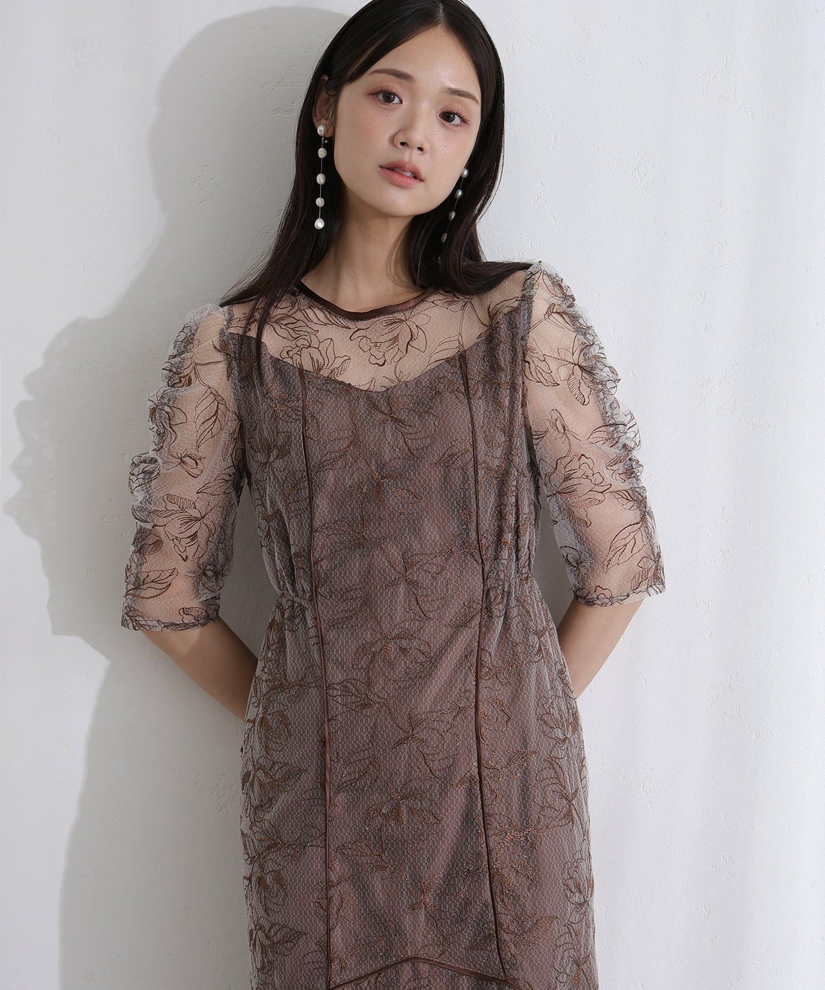 フローラルレイヤードチュールドレス